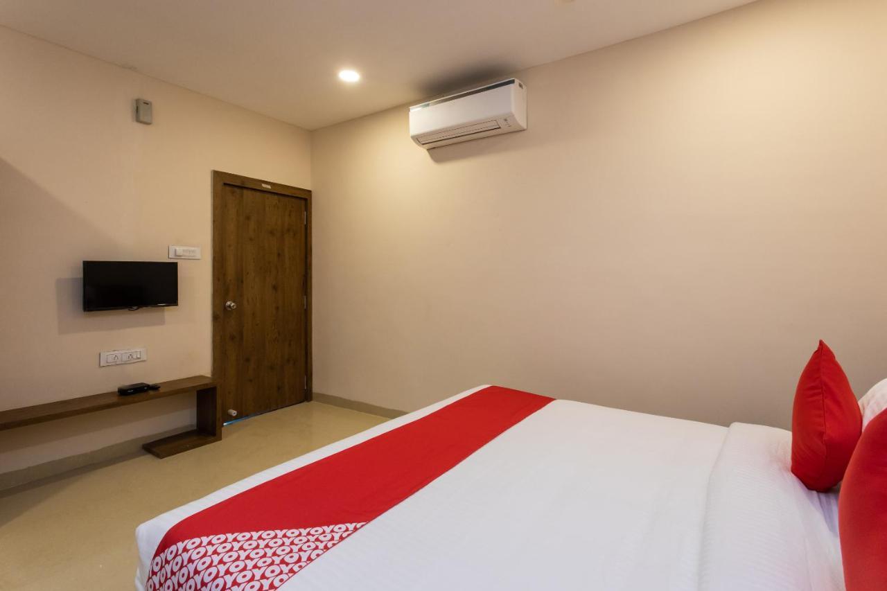 Oyo 75956 Hotel Grand Rourkela エクステリア 写真