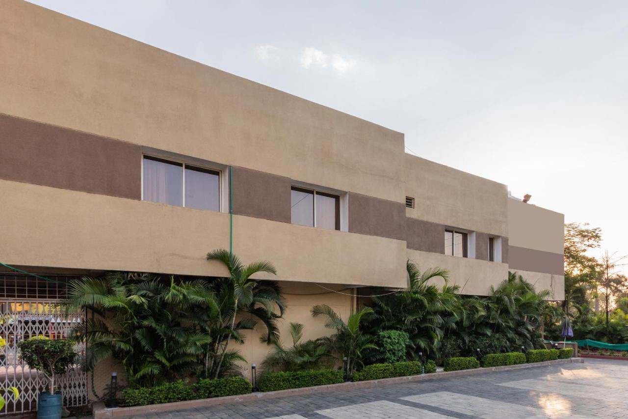 Oyo 75956 Hotel Grand Rourkela エクステリア 写真