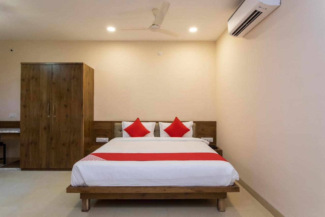 Oyo 75956 Hotel Grand Rourkela エクステリア 写真